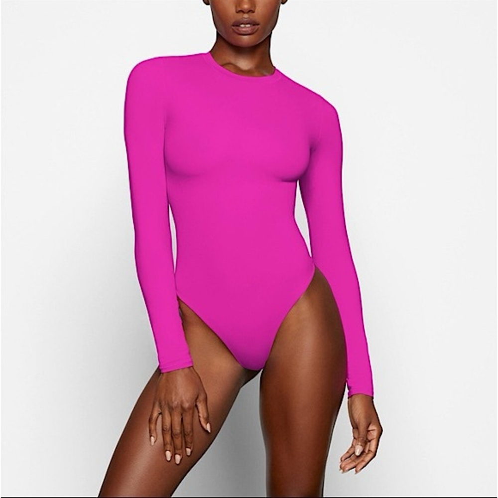 Pink Skims body suit- NEVER WORN!